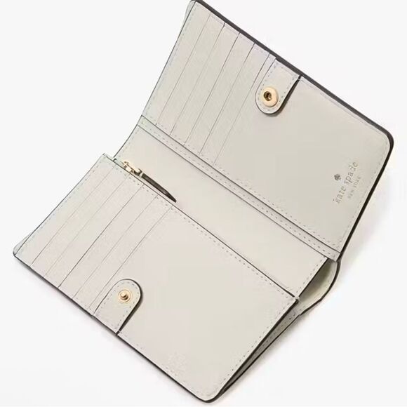 NWT Kate Spade Black and White Wallet with NYC Design - Picture 2 of 5